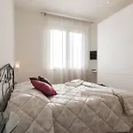 Roommo Santa Maria Novella شقة