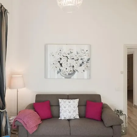 Apartment Roommo Santa Maria Novella